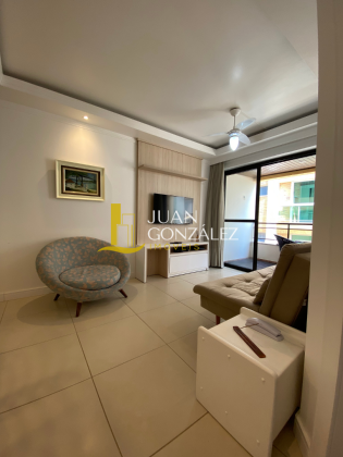 Apartamento Para Temporada com 1 dormitorio,vista lateral ao mar, no bairro Canasvieiras em Florianópolis
