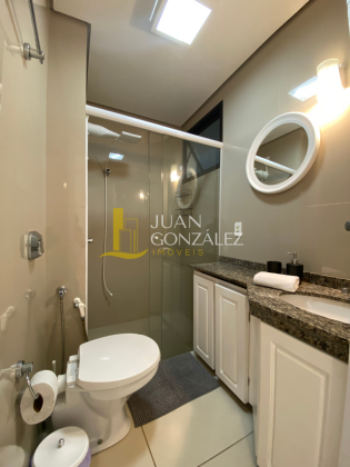 Apartamento Para Temporada com 1 dormitorio,vista lateral ao mar, no bairro Canasvieiras em Florianópolis