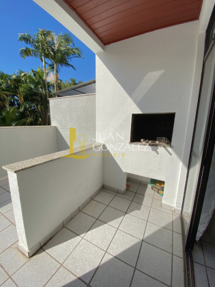 Apartamento Para Temporada com 2 quartos, sendo um suíte no bairro Canasvieiras em Florianópolis