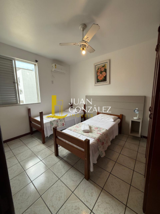 Apartamento Para Temporada com 02 quartos no bairro Canasvieiras em Florianópolis