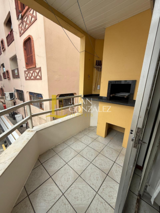Apartamento Para Temporada com 02 quartos no bairro Canasvieiras em Florianópolis