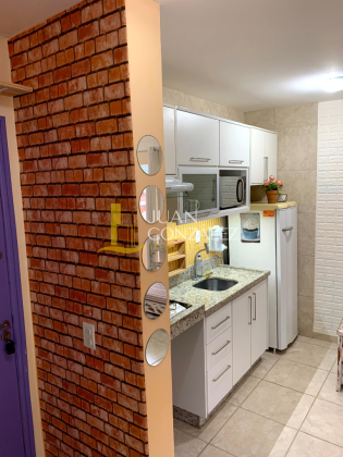 Apartamento tipo Studio Para Vender no bairro Canasvieiras em Florianópolis