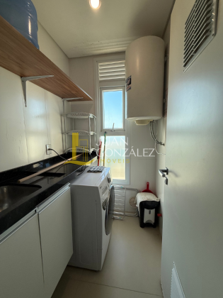 Apartamento Exclusivo para a venda Frente para o Mar no bairro Canasvieiras em Florianópolis