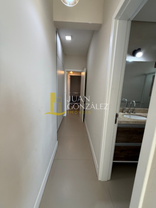 Apartamento Exclusivo para a venda Frente para o Mar no bairro Canasvieiras em Florianópolis