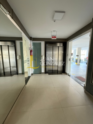 Apartamento Exclusivo para a venda Frente para o Mar no bairro Canasvieiras em Florianópolis