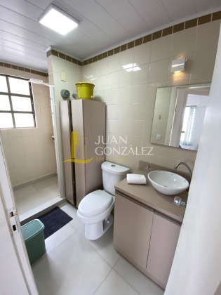 Apartamento Para Temporada com 02 quartos sendo 1 suíte no bairro Canasvieiras em Florianópolis
