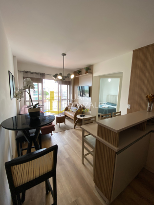 Apartamento Para Temporada com 02 quartos sendo 1 suíte no bairro Canasvieiras em Florianópolis