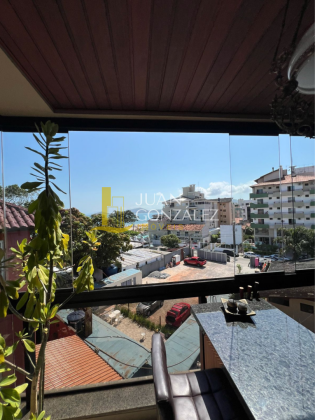 Apartamento Para Vender com 02 quartos sendo 01 suíte no bairro Canasvieiras em Florianópolis