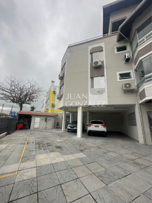 Apartamento Para Vender com 01 quarto no bairro Canasvieiras em Florianópolis