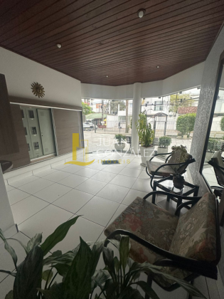 Apartamento Para Vender com 01 quarto no bairro Canasvieiras em Florianópolis