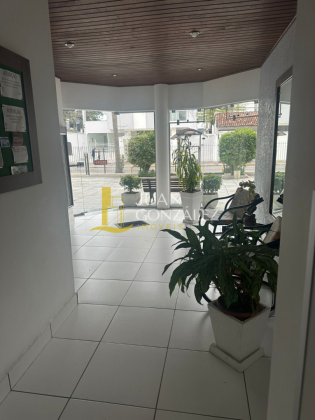 Apartamento Para Vender com 01 quarto no bairro Canasvieiras em Florianópolis