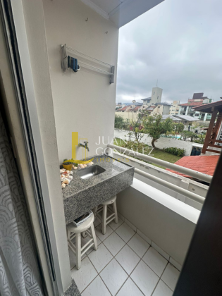 Apartamento Para Vender com 01 quarto no bairro Canasvieiras em Florianópolis