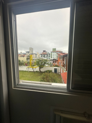 Apartamento Para Vender com 01 quarto no bairro Canasvieiras em Florianópolis