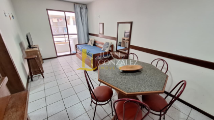 Apartamento Para Vender com 01 quarto no bairro Canasvieiras em Florianópolis