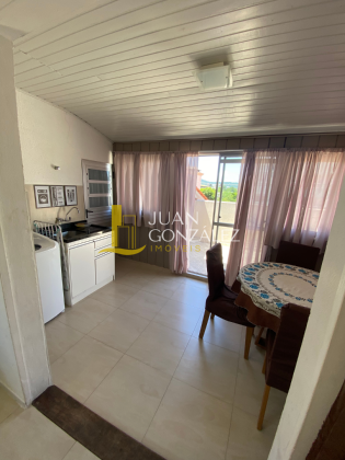 Apartamento Para Temporada com 01 quarto no bairro Canasvieiras em Florianópolis