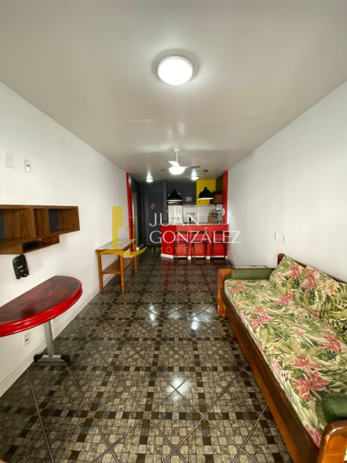Apartamento Para Temporada com 1 quarto no bairro Canasvieiras