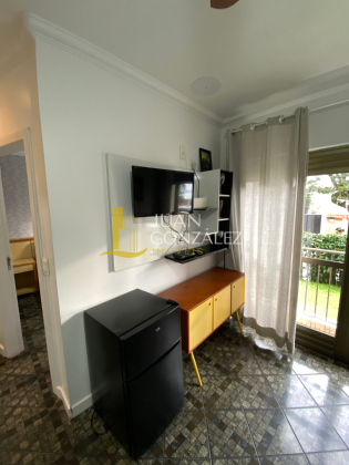 Apartamento Para Temporada com 01 quarto no bairro Canasvieiras