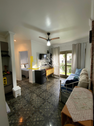 Apartamento Para Temporada com 01 quarto no bairro Canasvieiras