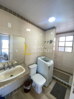 Apartamento para Temporada Conforto e Vista para o Mar no bairro Canasvieiras