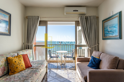 Apartamento Para Temporada com 01 quarto com vista ao mar no bairro Canasvieiras