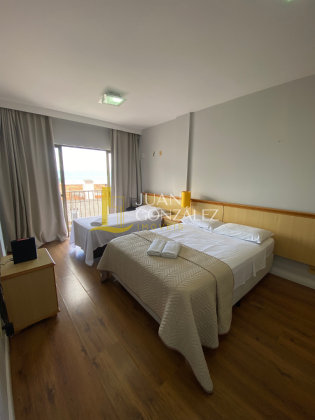 Apartamento Moderno com 2 Suítes e Vista Lateral para o Mar