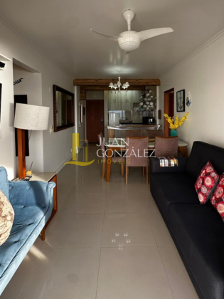 Apartamento moderno e aconchegante frente ao mar em canasvieiras Florianópolis