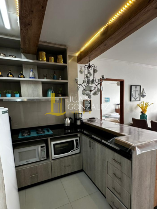 Apartamento moderno e aconchegante frente ao mar em canasvieiras Florianópolis