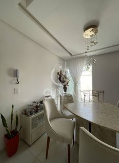 Casas Triplex no Antares, com Jacuzzi