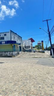 Galeria Comercial com várias Salas térrea e primeiro andar com várias salas.