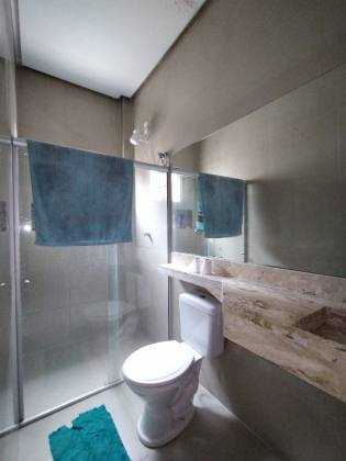 Casa em Condomínio Fechado sendo 3/4