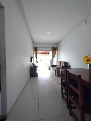 Casa em Condomínio Fechado sendo 3/4