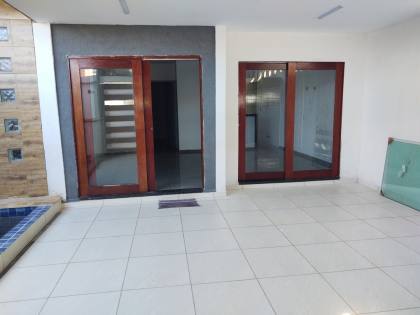 CASA DUPLEX EM CONDOMÍNIO FECHADO