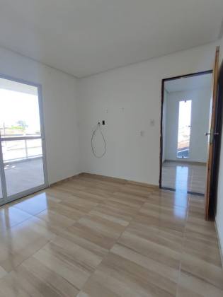 CASA DUPLEX EM CONDOMÍNIO FECHADO