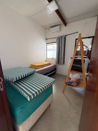Casa em condomínio em Ipioca com acesso direto à praia