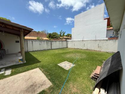 Casa em condomínio em Ipioca com acesso direto à praia