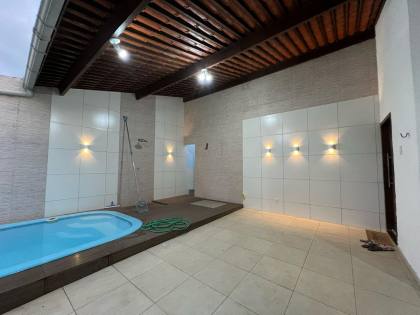 Excelente Casa com Piscina