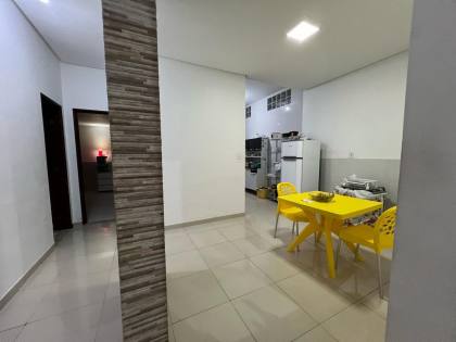 Excelente Casa com Piscina