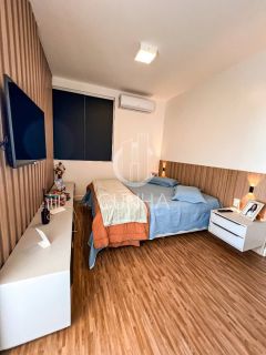 Linda Casa Em Condomínio Fechado