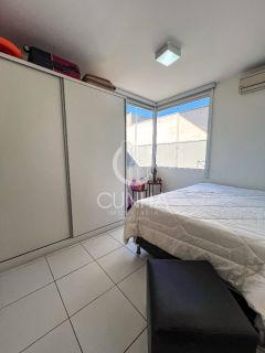 Linda Casa Em Condomínio Fechado