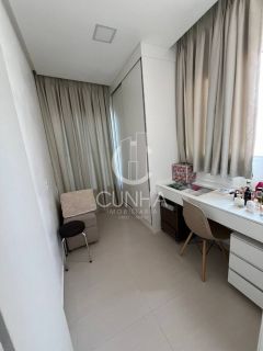 Belíssima Casa em Condomínio Fechado na Serraria