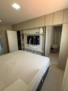 Belíssima Casa em Condomínio Fechado na Serraria