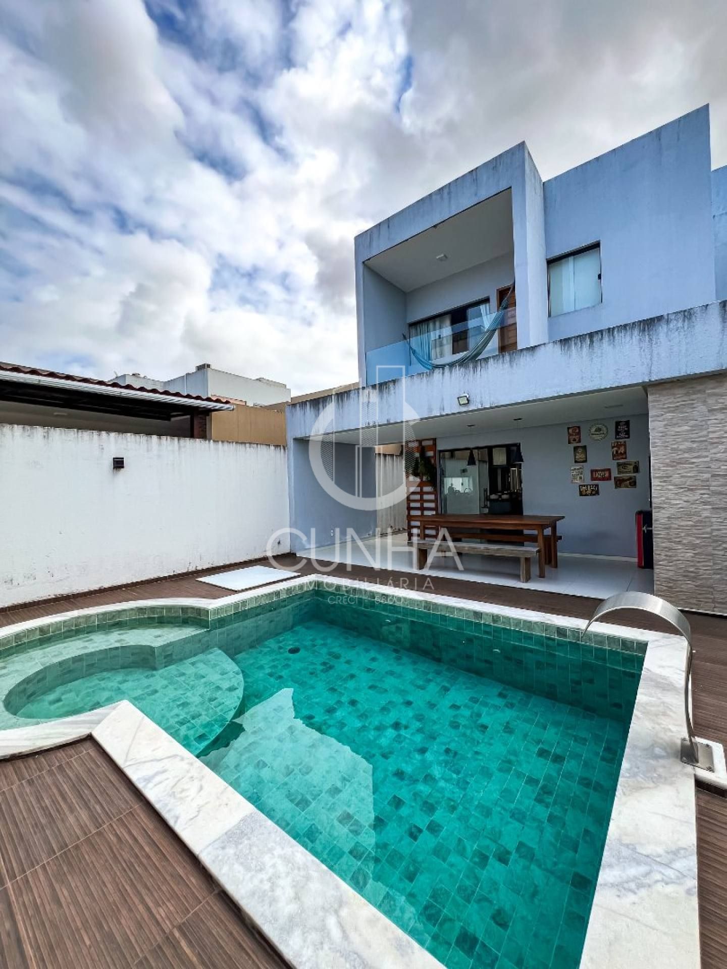 Casa Em Condomínio Fechado no Antares