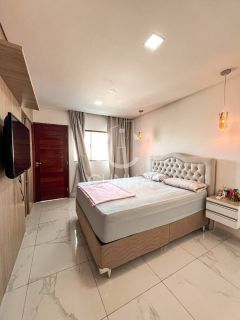 Casa Em Condomínio Fechado no Antares