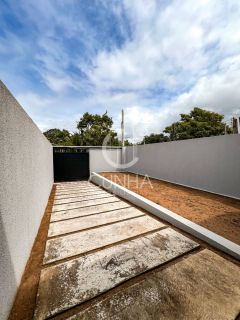 Casa Nova em Condomínio Fechado