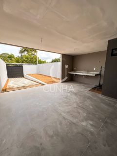 Casa Nova em Condomínio Fechado