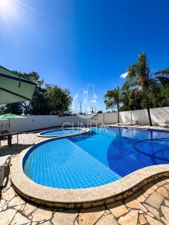 Apartamento com Varanda no Antares