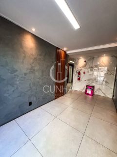 Apartamento com Varanda no Antares