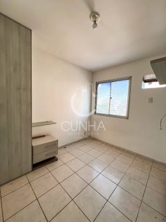 Apartamento com Varanda no Antares