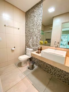 Casa super charmosa em condomínio fechado no Antares