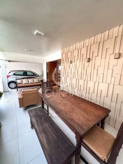 Casa reformada na Serraria